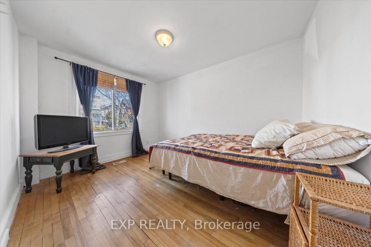 Photo 16 of 146 Laval Street, Ottawa, Vanier — HOMEH