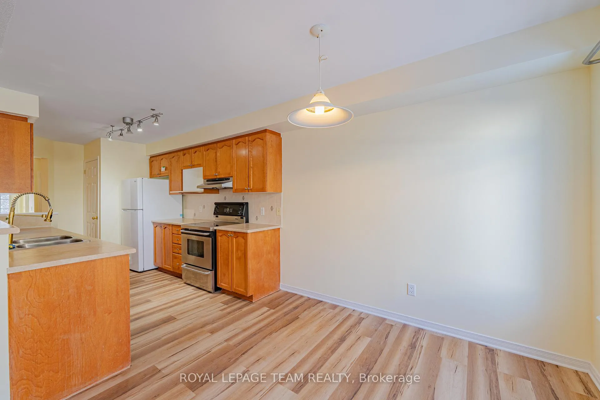 Photo 14 of 184 Deercroft Avenue, Ottawa, Barrhaven - Longfields — HOMEH