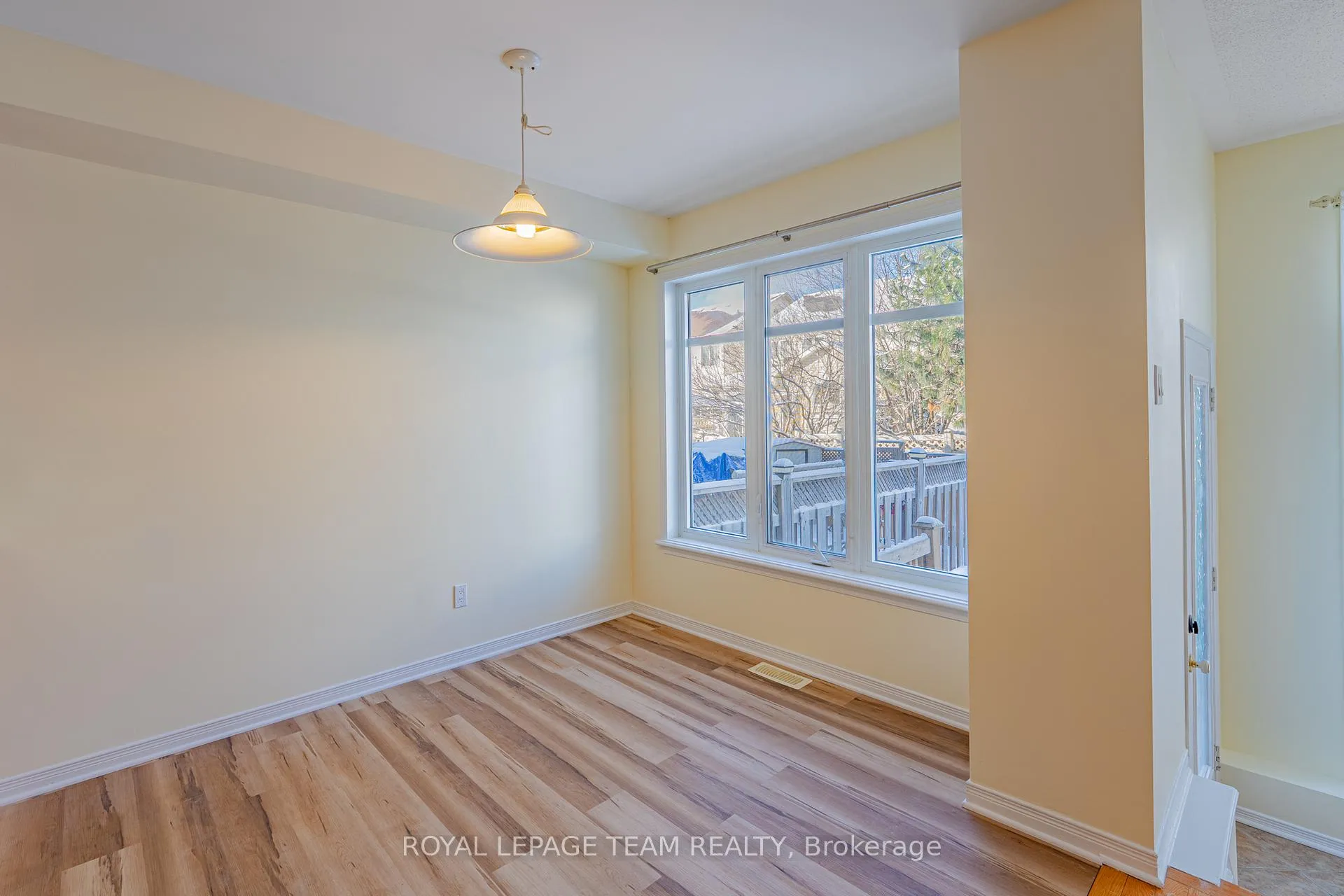 Photo 16 of 184 Deercroft Avenue, Ottawa, Barrhaven - Longfields — HOMEH