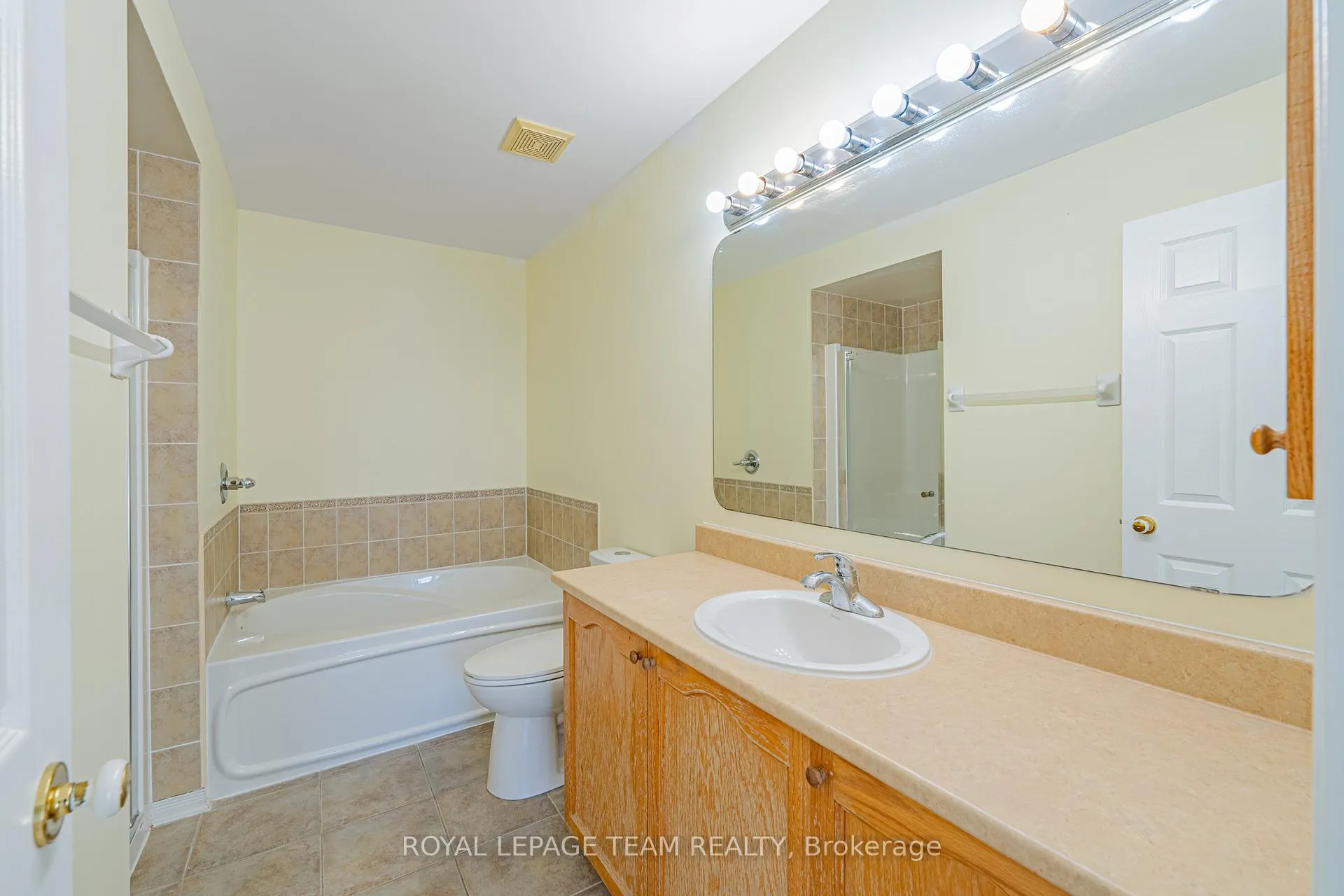 Photo 23 of 184 Deercroft Avenue, Ottawa, Barrhaven - Longfields — HOMEH