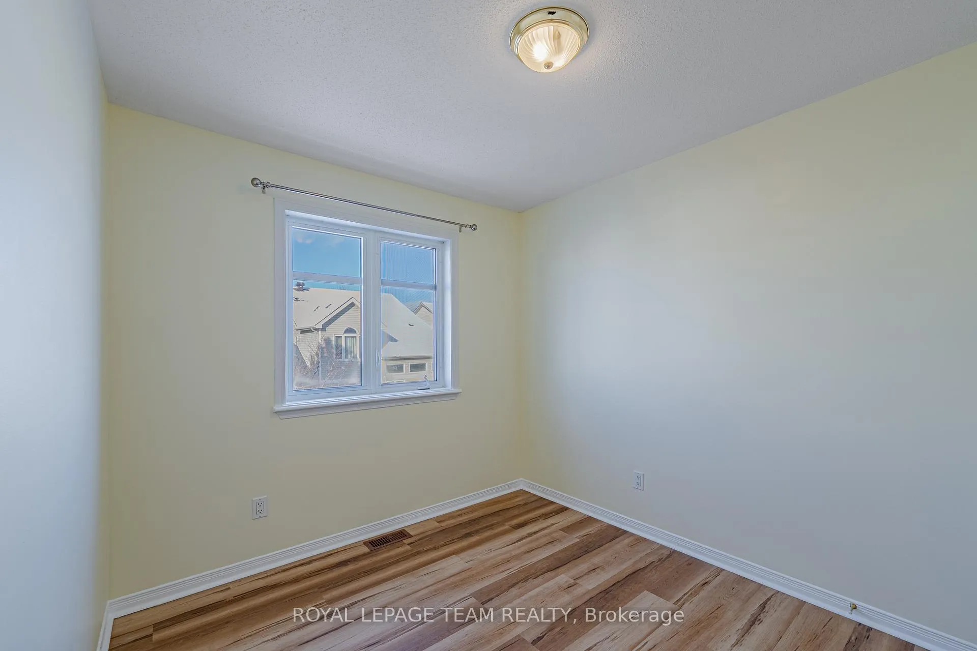 Photo 34 of 184 Deercroft Avenue, Ottawa, Barrhaven - Longfields — HOMEH
