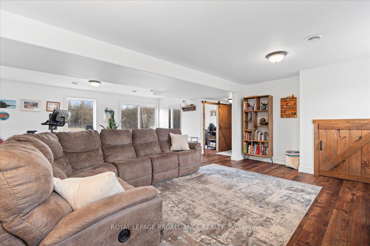 Photo 35 of 733 Callaghan Road, Tyendinaga, Tyendinaga Township — HOMEH