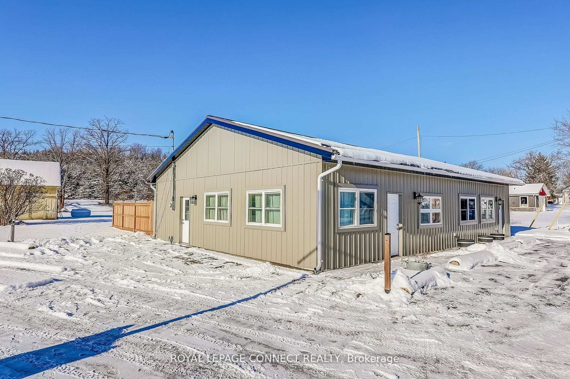 Photo 1 of 122 Latta Drive, Belleville, Thurlow Ward — HOMEH