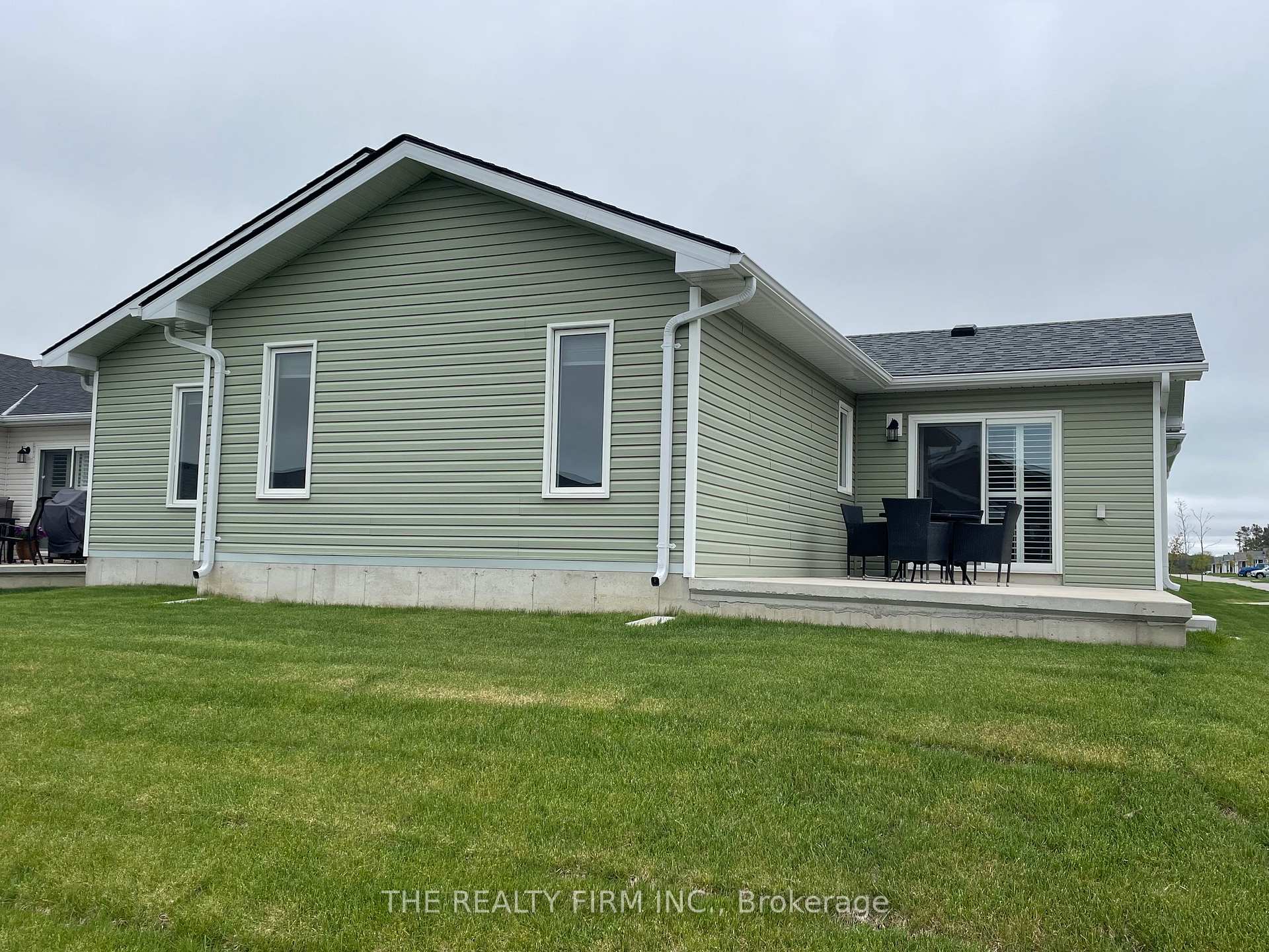 Photo 6 of 255 Lake Breeze Drive, Ashfield-Colborne-Wawanosh, Colborne — HOMEH