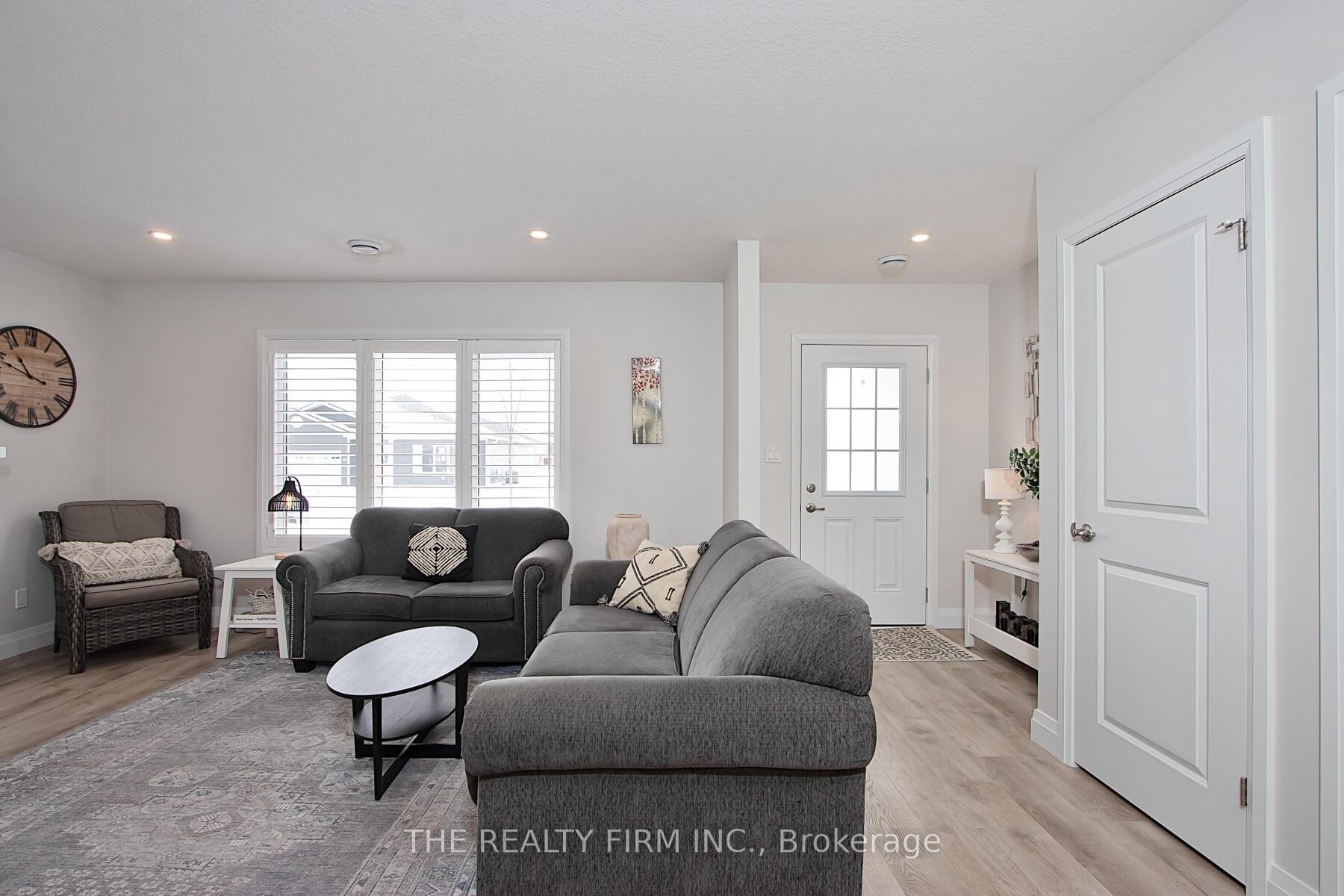 Photo 7 of 255 Lake Breeze Drive, Ashfield-Colborne-Wawanosh, Colborne — HOMEH