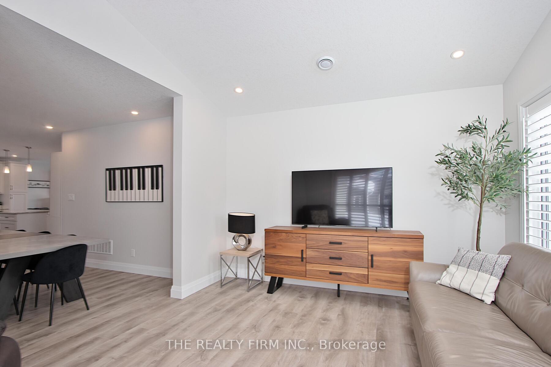 Photo 22 of 255 Lake Breeze Drive, Ashfield-Colborne-Wawanosh, Colborne — HOMEH