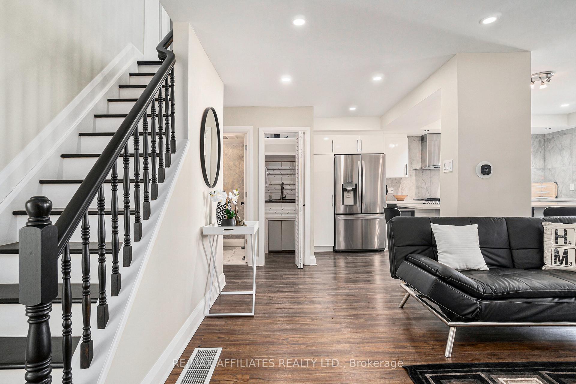 Photo 3 of 66 Cymbeline Drive, Ottawa, Westcliffe Estates — HOMEH