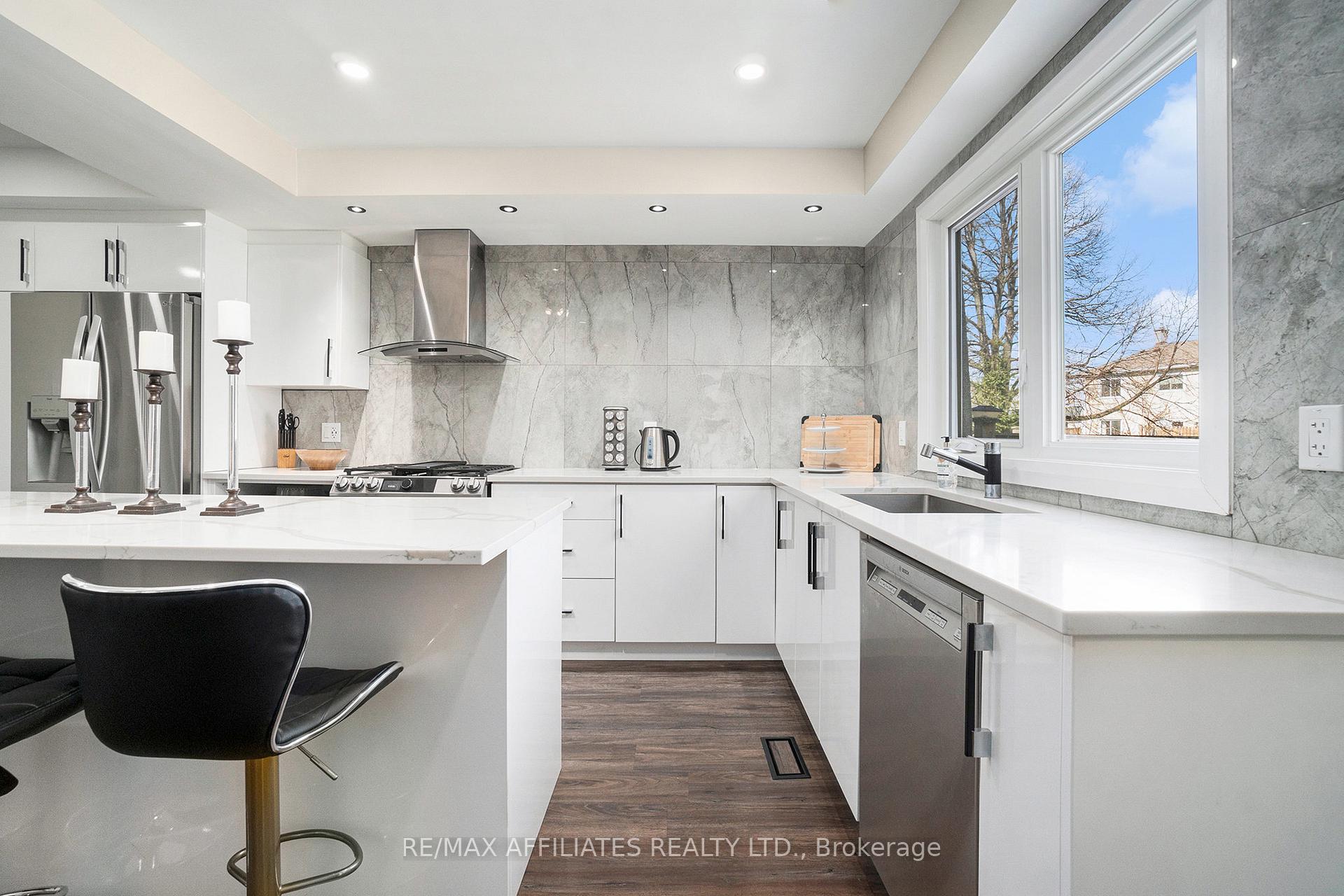 Photo 7 of 66 Cymbeline Drive, Ottawa, Westcliffe Estates — HOMEH