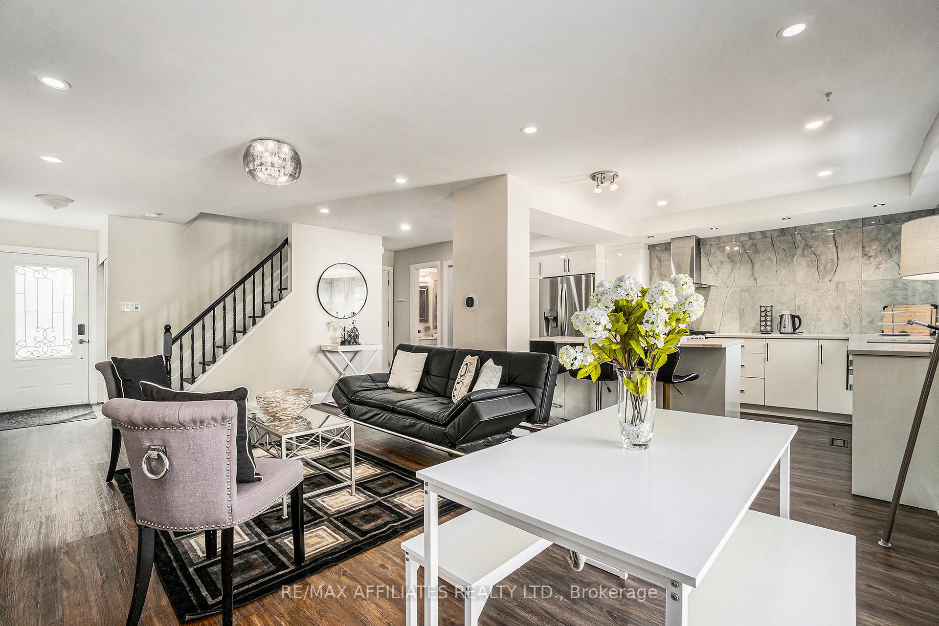 Photo 10 of 66 Cymbeline Drive, Ottawa, Westcliffe Estates — HOMEH