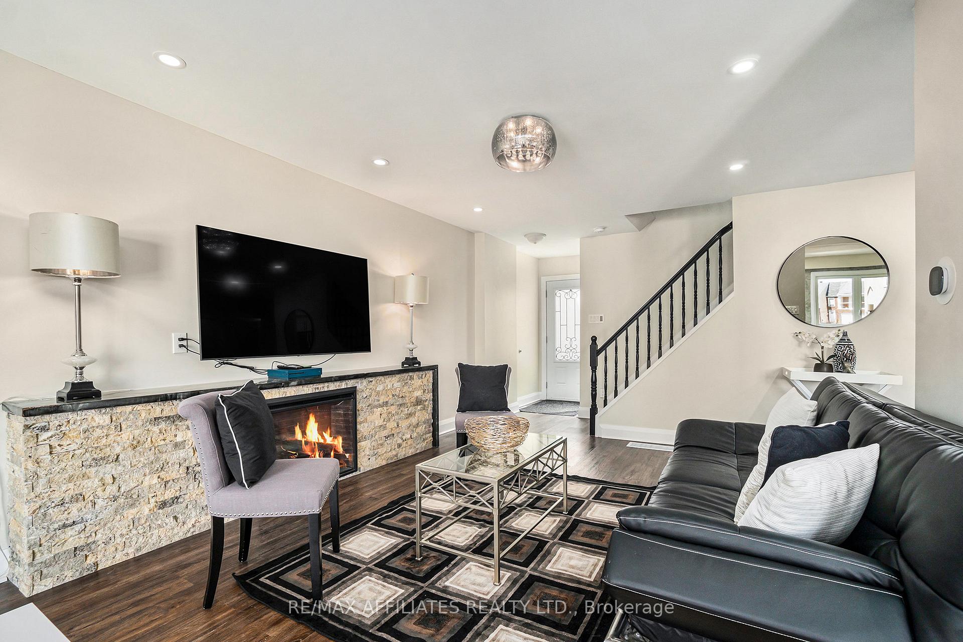 Photo 12 of 66 Cymbeline Drive, Ottawa, Westcliffe Estates — HOMEH