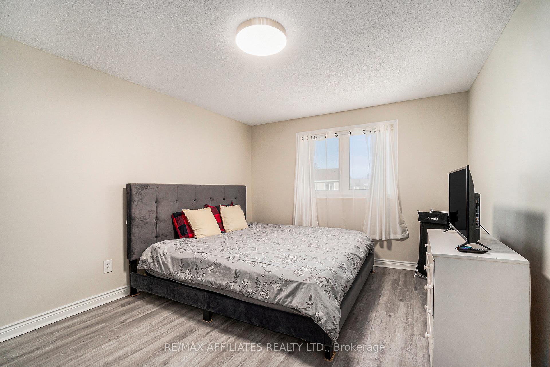 Photo 19 of 66 Cymbeline Drive, Ottawa, Westcliffe Estates — HOMEH