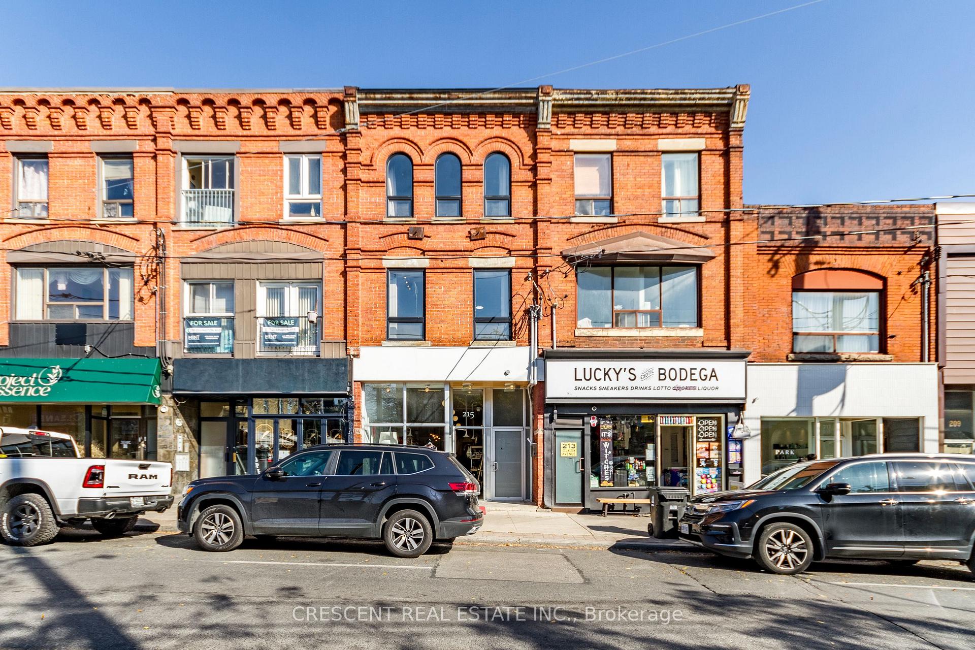 Front of Unit 2nd flr, 215 Ossington Avenue