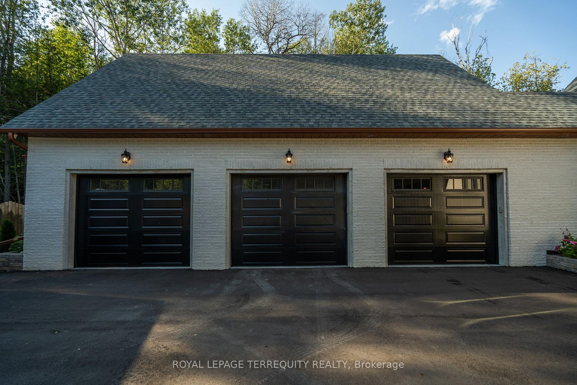Photo 3 of Unit 2, 9411 Concession Road, Uxbridge, Rural Uxbridge — HOMEH