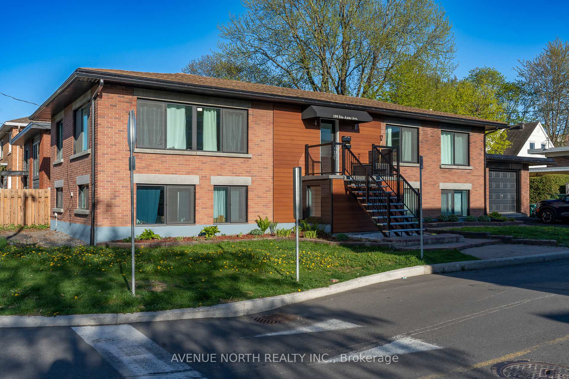 Photo 2 of Unit 2, 199 Ste Anne Street, Ottawa, Vanier — HOMEH
