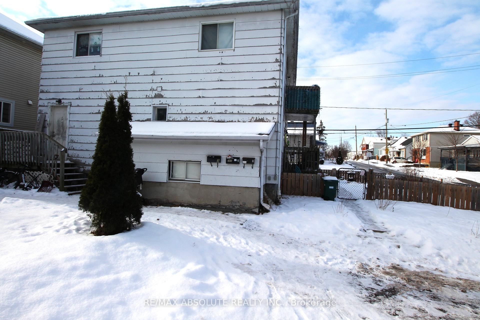 Photo 3 of 282 St Denis Street, Ottawa, Vanier — HOMEH
