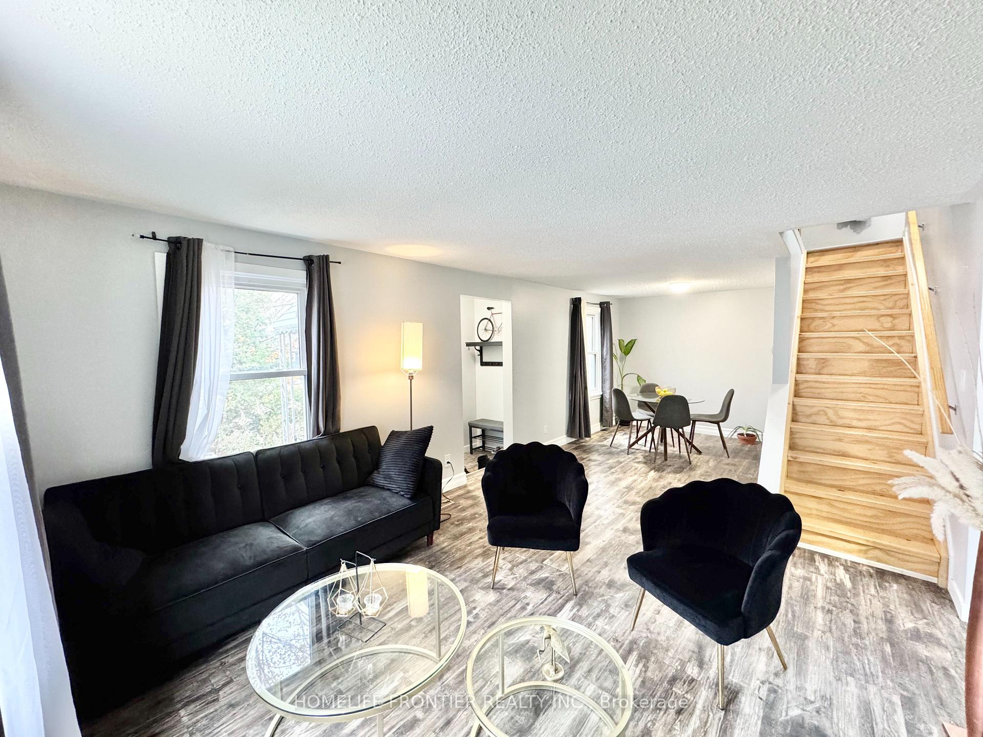 Photo 5 of 27 Beech Street, Ajax, Central — HOMEH