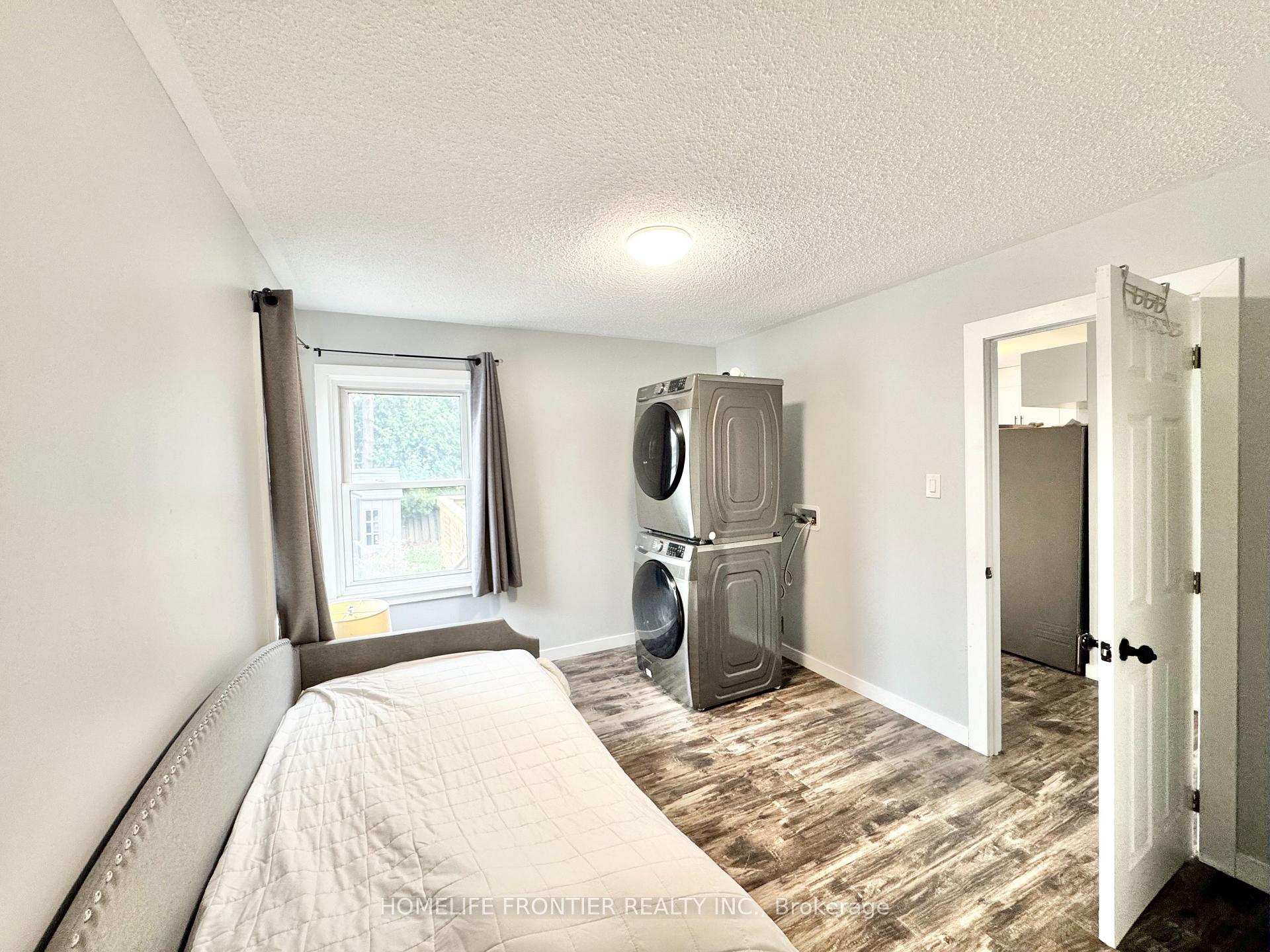 Photo 10 of 27 Beech Street, Ajax, Central — HOMEH