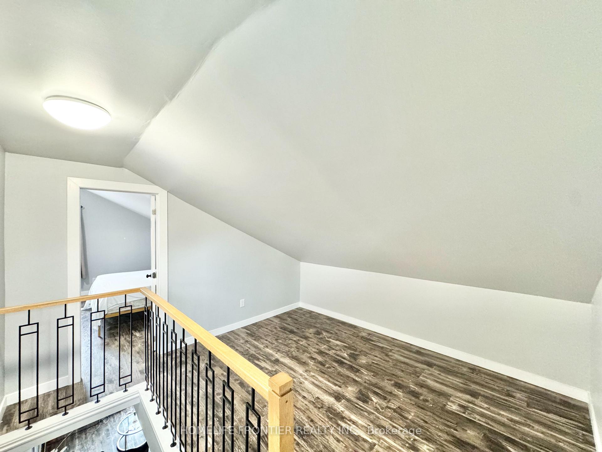 Photo 15 of 27 Beech Street, Ajax, Central — HOMEH