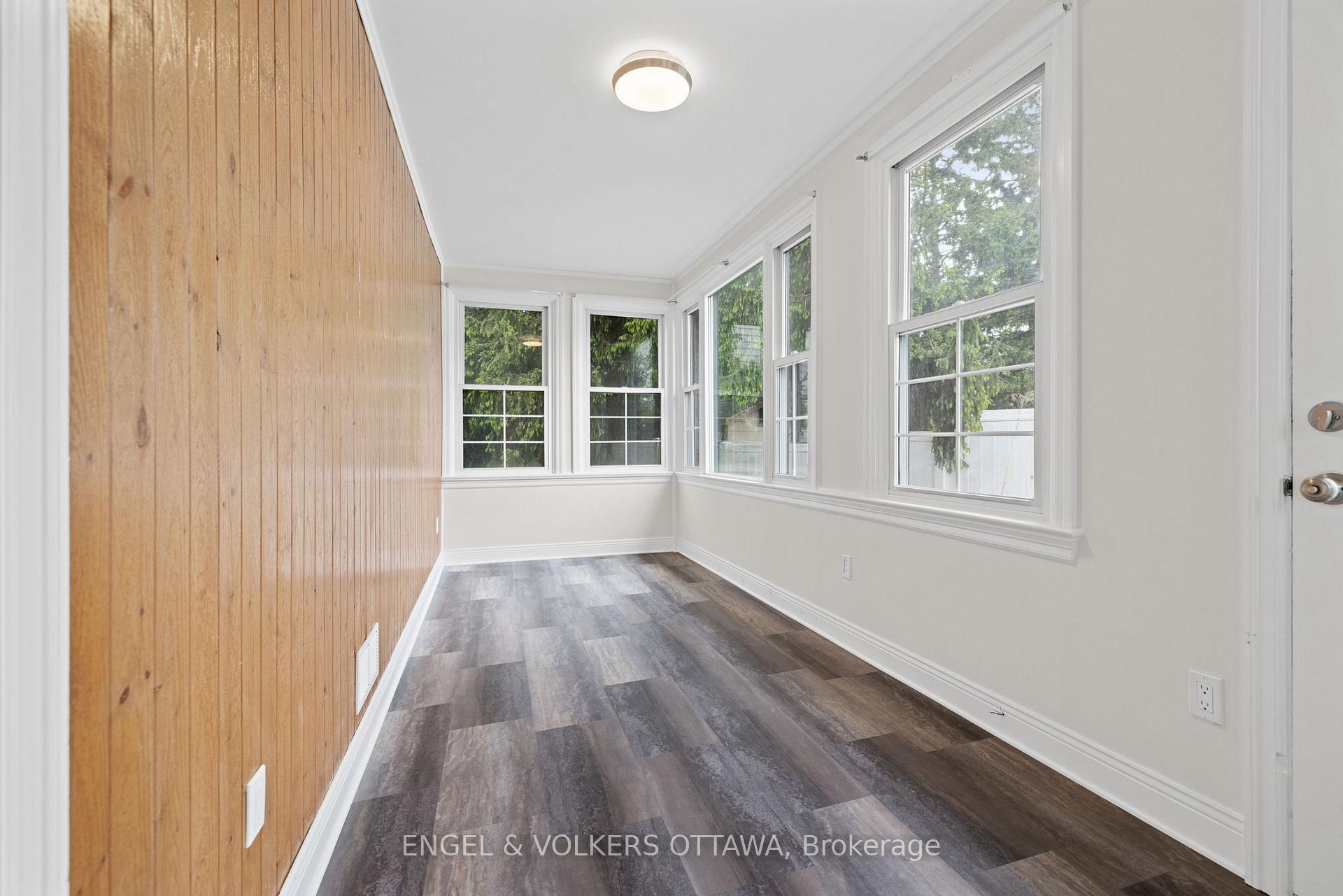 Photo 5 of 1960 Alta Vista Drive, Ottawa, Faircrest Heights — HOMEH