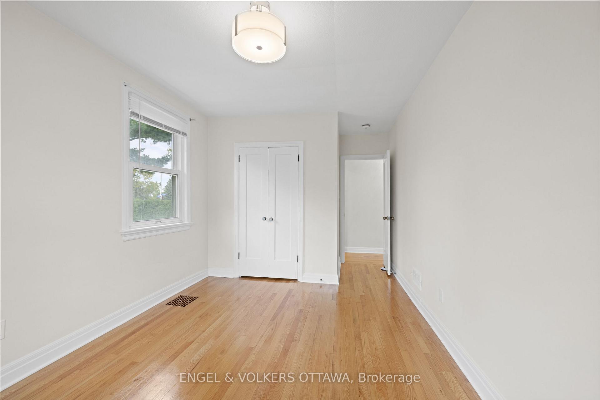 Photo 18 of 1960 Alta Vista Drive, Ottawa, Faircrest Heights — HOMEH