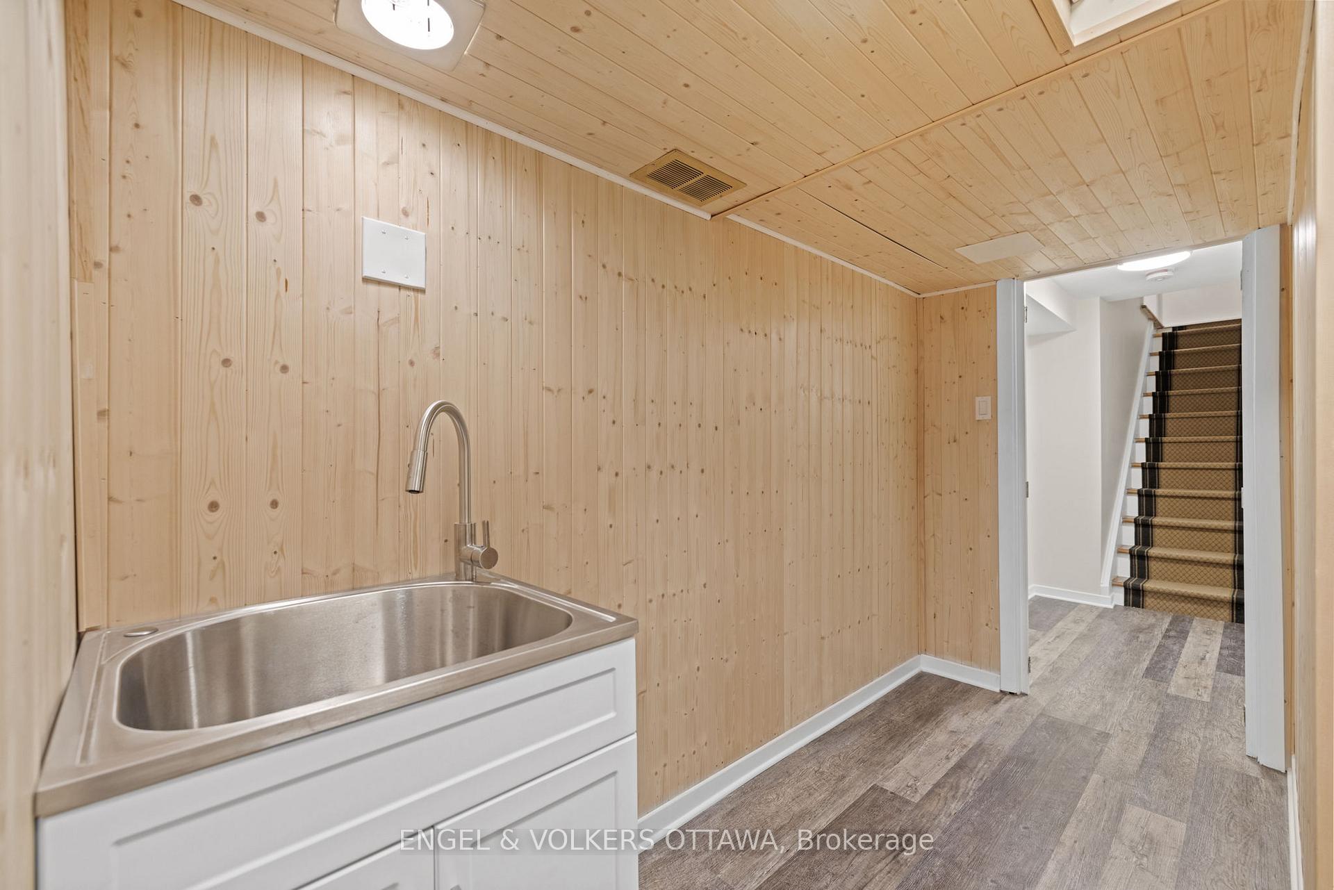 Photo 23 of 1960 Alta Vista Drive, Ottawa, Faircrest Heights — HOMEH