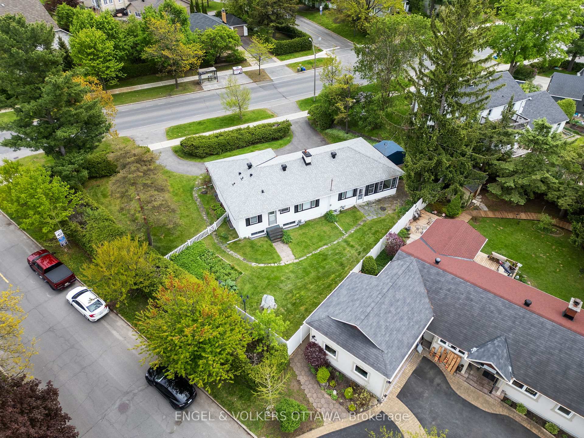 Photo 30 of 1960 Alta Vista Drive, Ottawa, Faircrest Heights — HOMEH