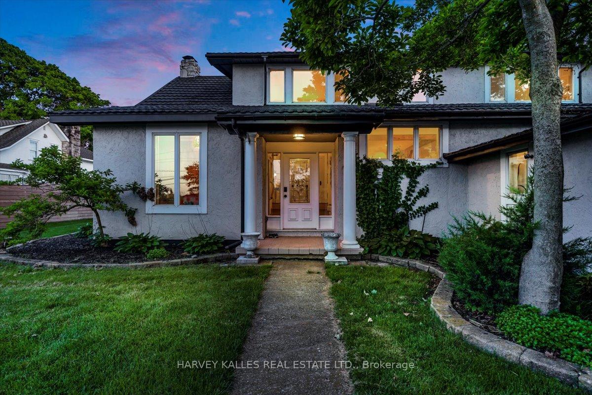 Front of 11833 Lakeshore Road