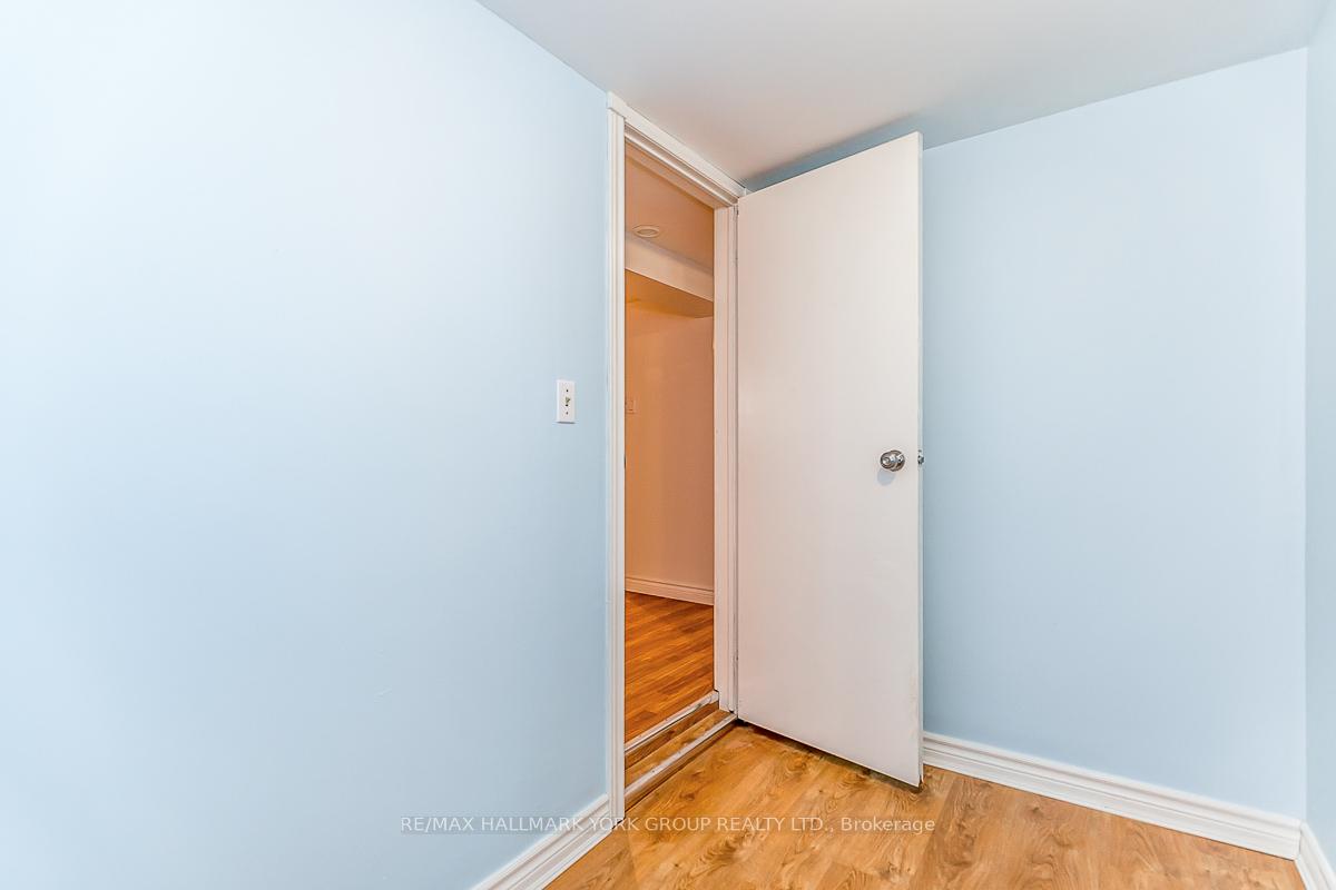 Photo 17 of Unit Lower, 6 Davis Road, Aurora, Aurora Highlands — HOMEH