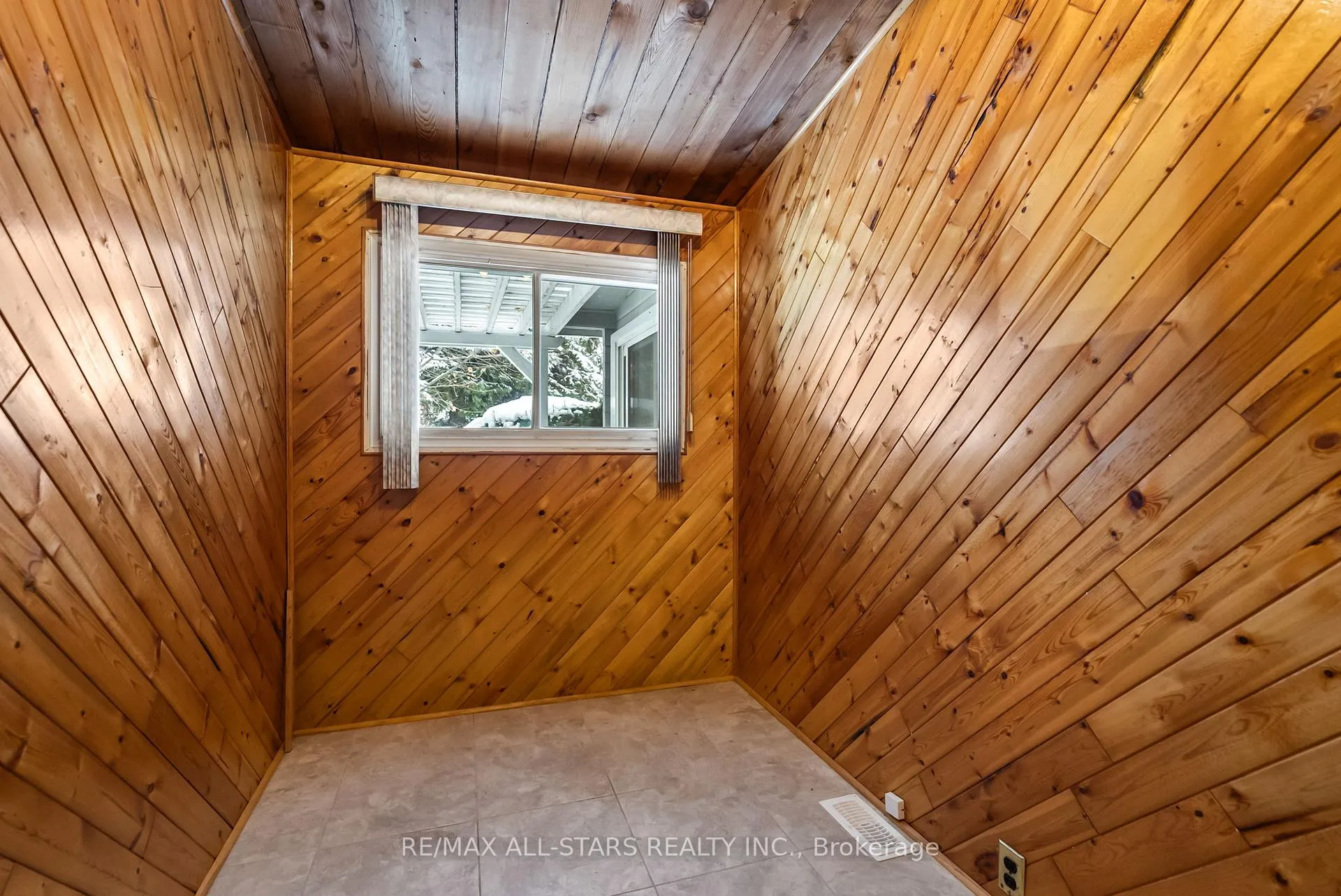 Photo 39 of 341 Feasby Road, Uxbridge, Rural Uxbridge — HOMEH