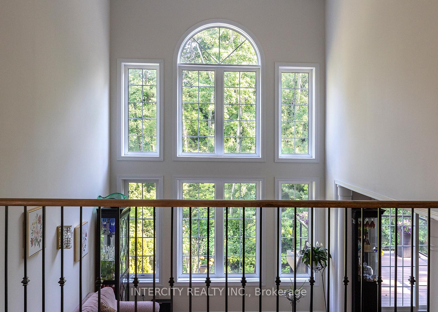 Photo 8 of 23 Halo Court, Vaughan, Patterson — HOMEH