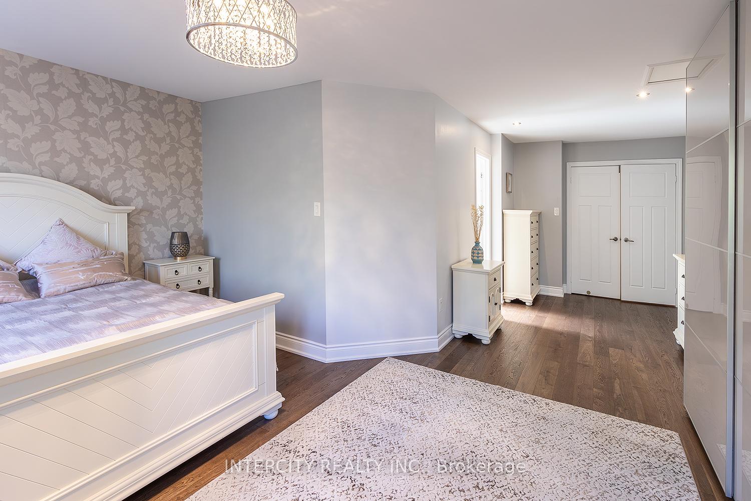 Photo 23 of 23 Halo Court, Vaughan, Patterson — HOMEH