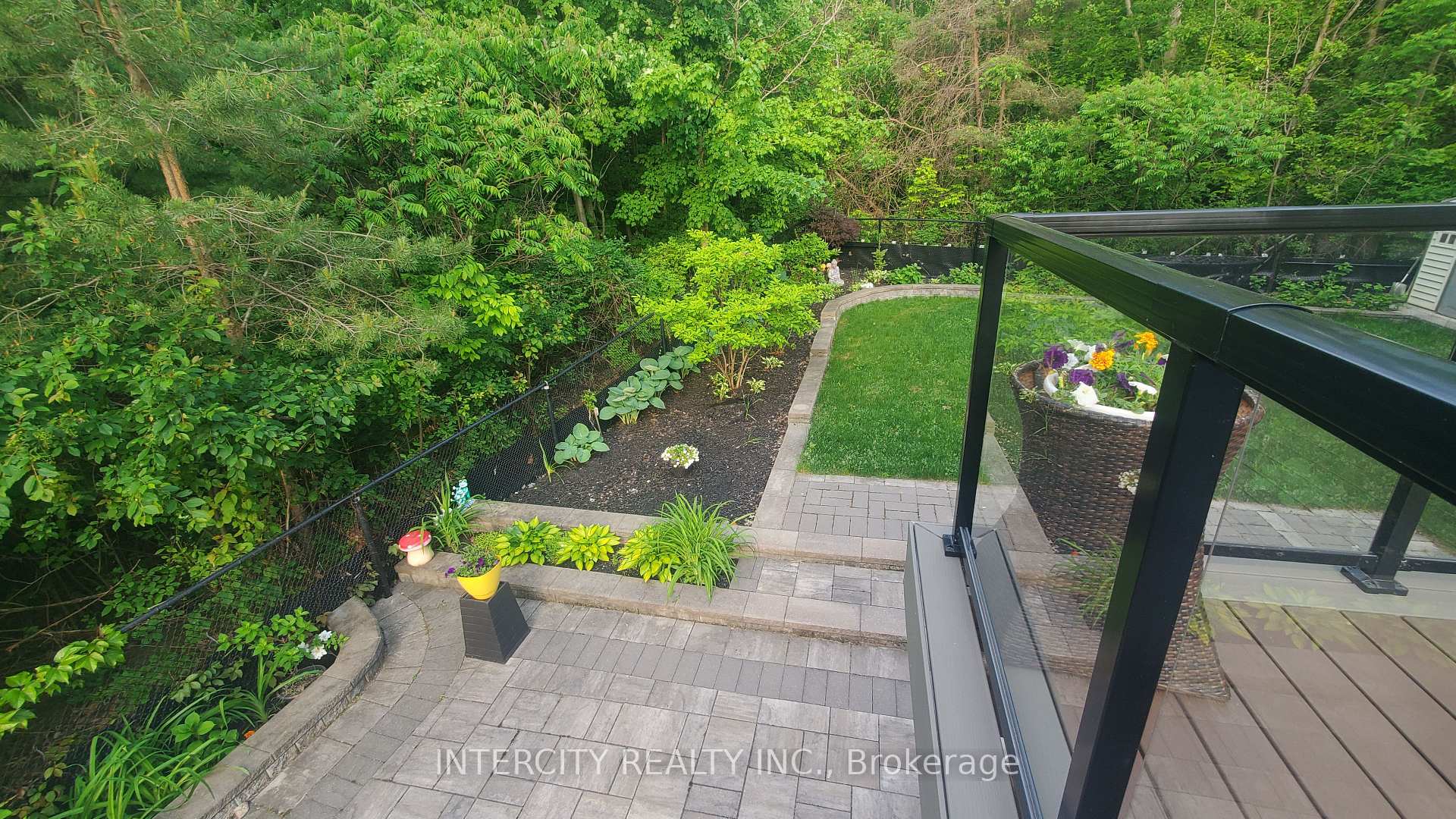 Photo 29 of 23 Halo Court, Vaughan, Patterson — HOMEH