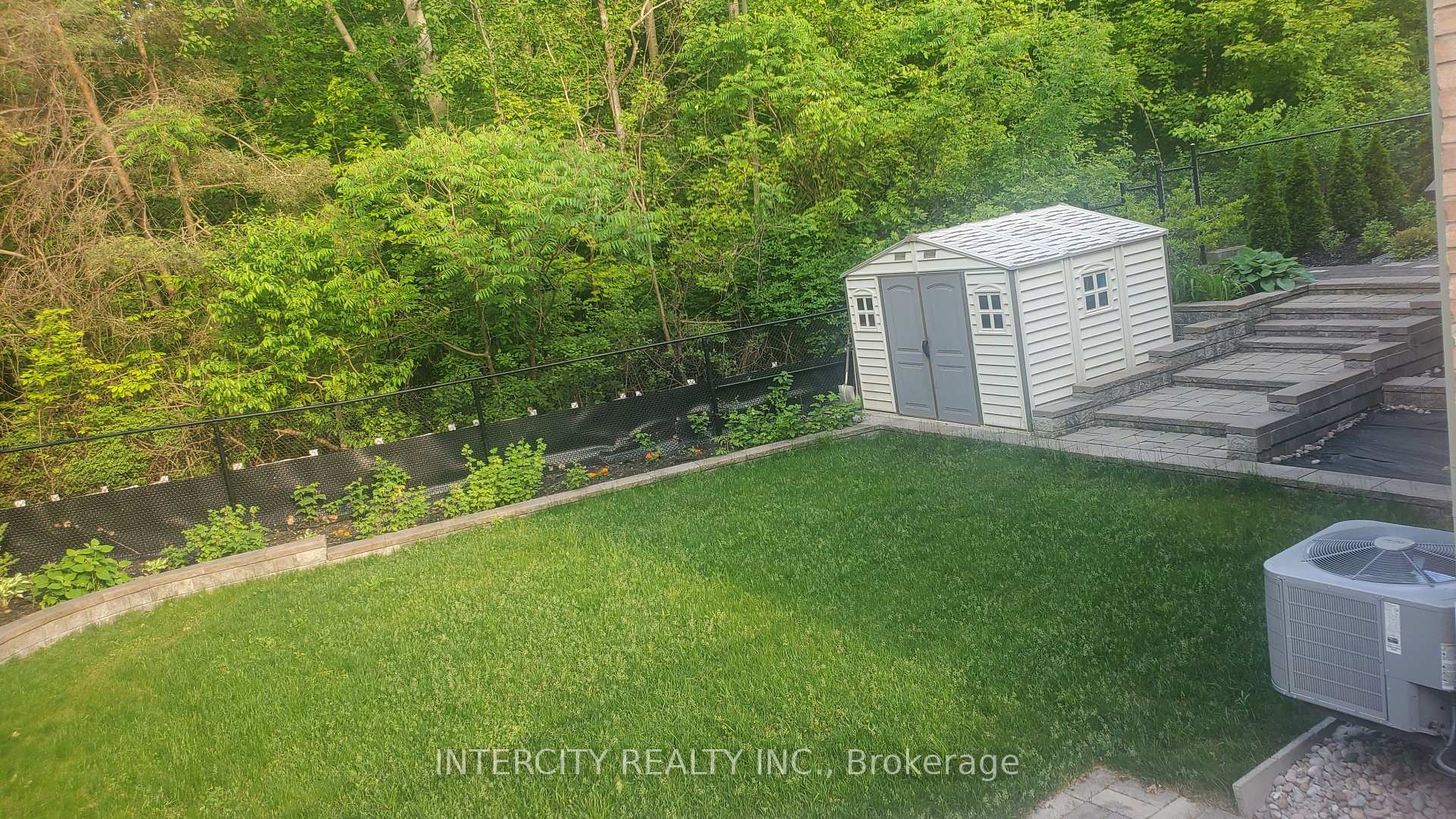 Photo 33 of 23 Halo Court, Vaughan, Patterson — HOMEH