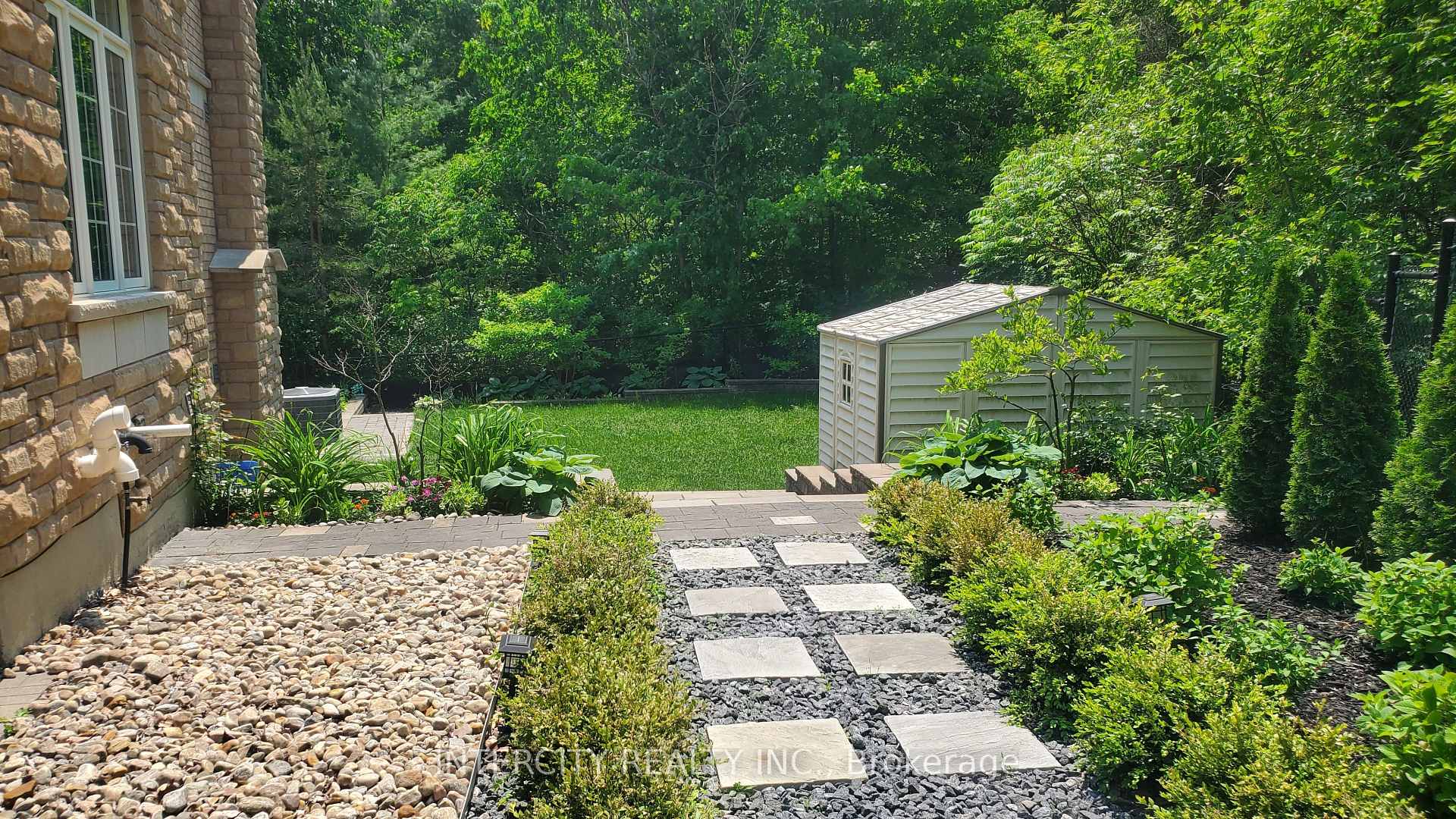 Photo 38 of 23 Halo Court, Vaughan, Patterson — HOMEH