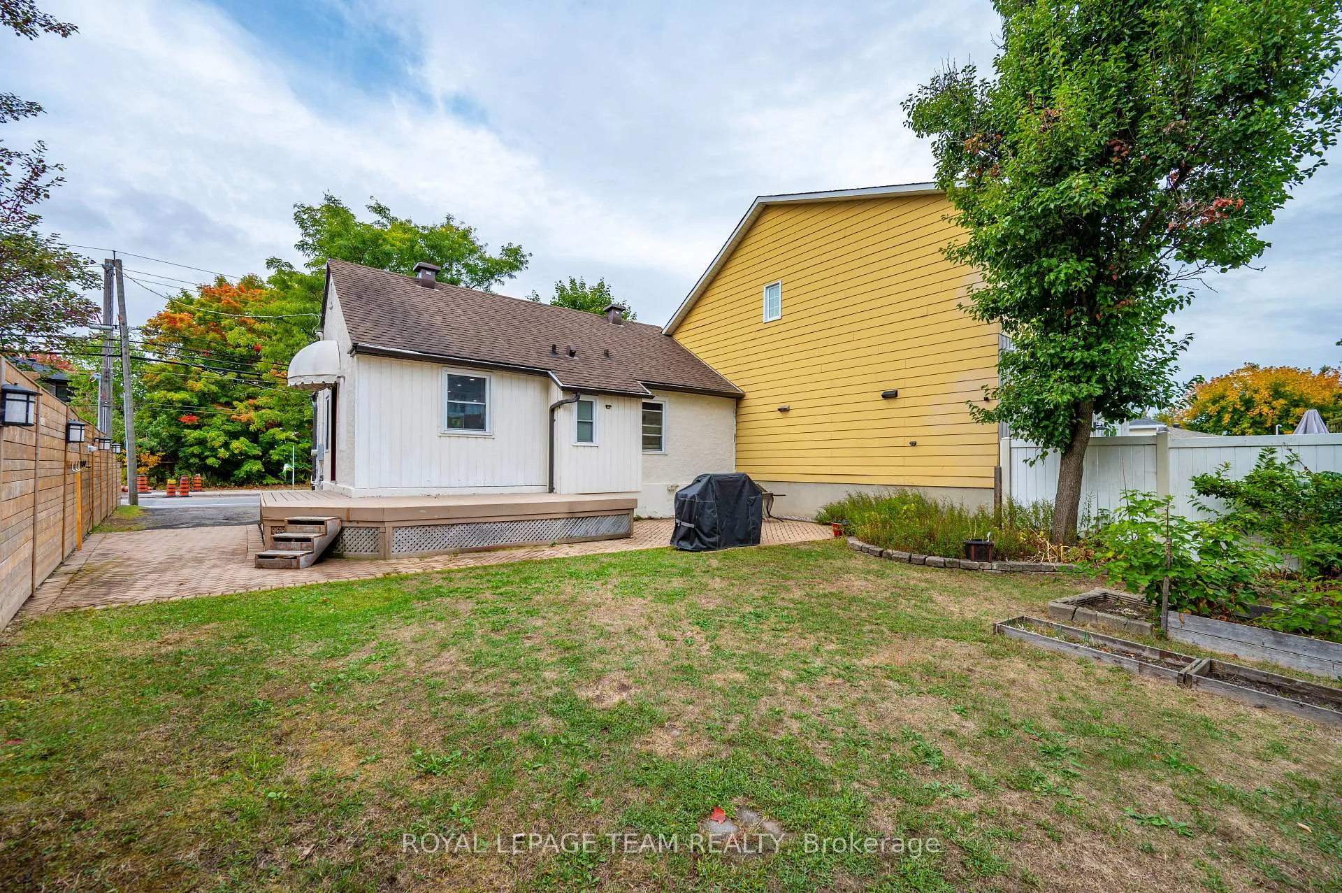 Photo 5 of 3771 Albion Road S, Ottawa, Sawmill Creek/Timbermill — HOMEH
