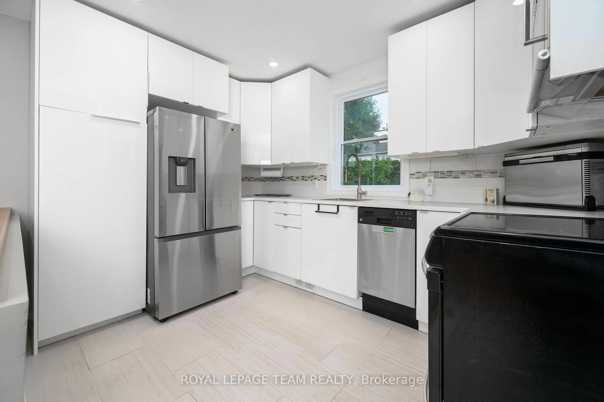 Photo 22 of 3771 Albion Road S, Ottawa, Sawmill Creek/Timbermill — HOMEH