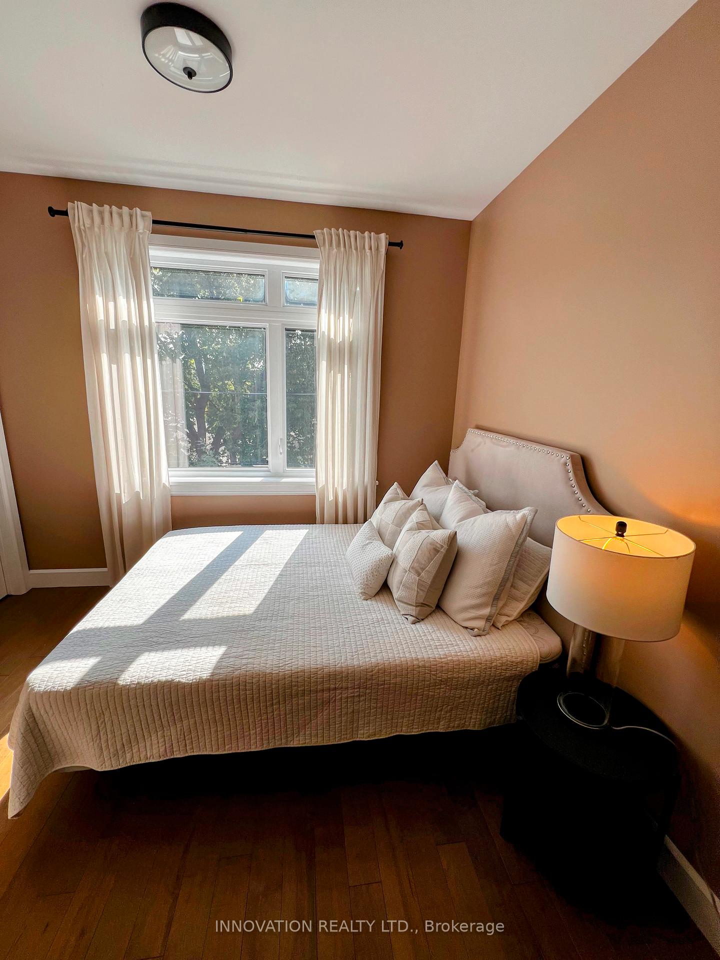Photo 23 of 160 Marier Avenue, Ottawa, Vanier — HOMEH