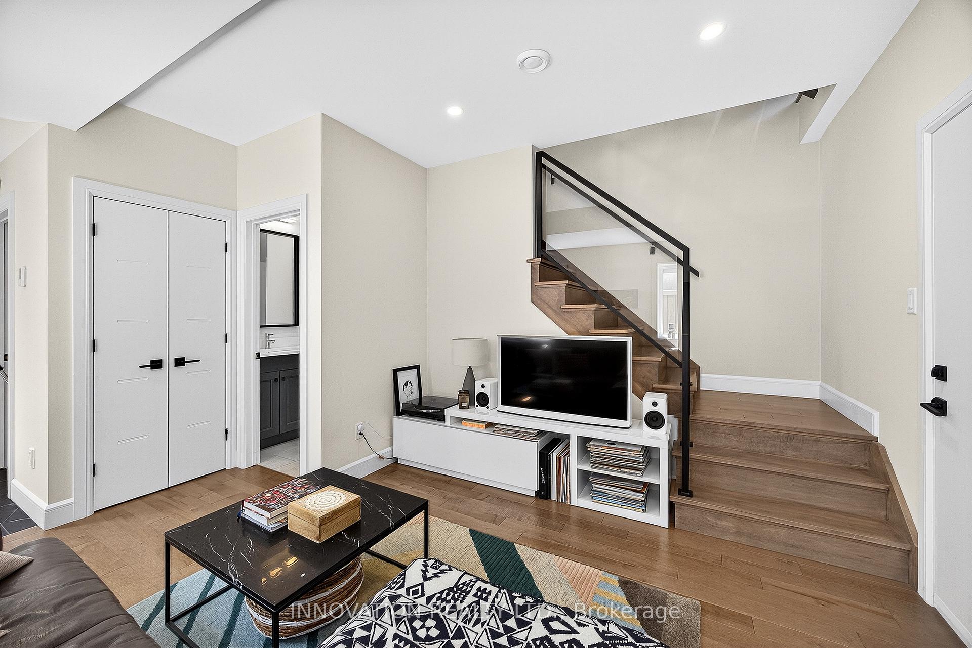 Photo 29 of 160 Marier Avenue, Ottawa, Vanier — HOMEH
