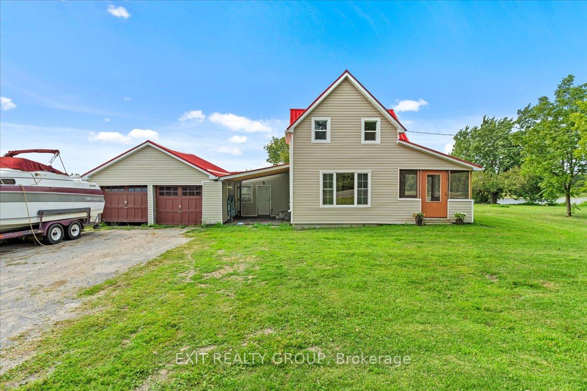 Photo 2 of 236 Queen Street, Tyendinaga, Tyendinaga Township — HOMEH