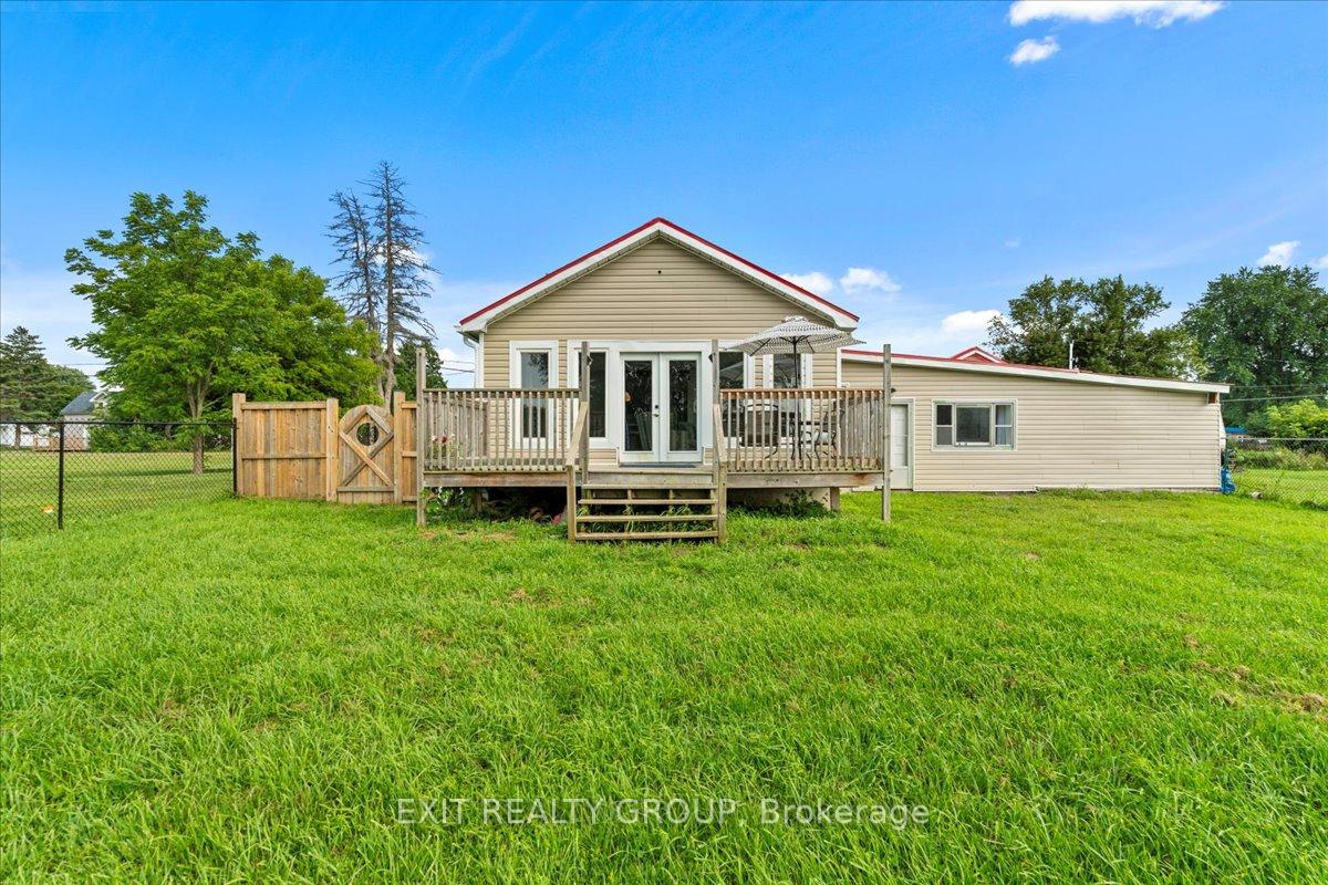 Photo 25 of 236 Queen Street, Tyendinaga, Tyendinaga Township — HOMEH