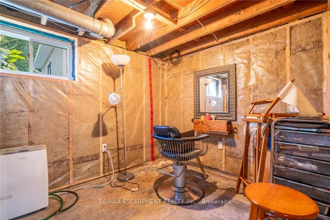 Photo 15 of 52877 Putman Road, Wainfleet, Marshville/Winger — HOMEH