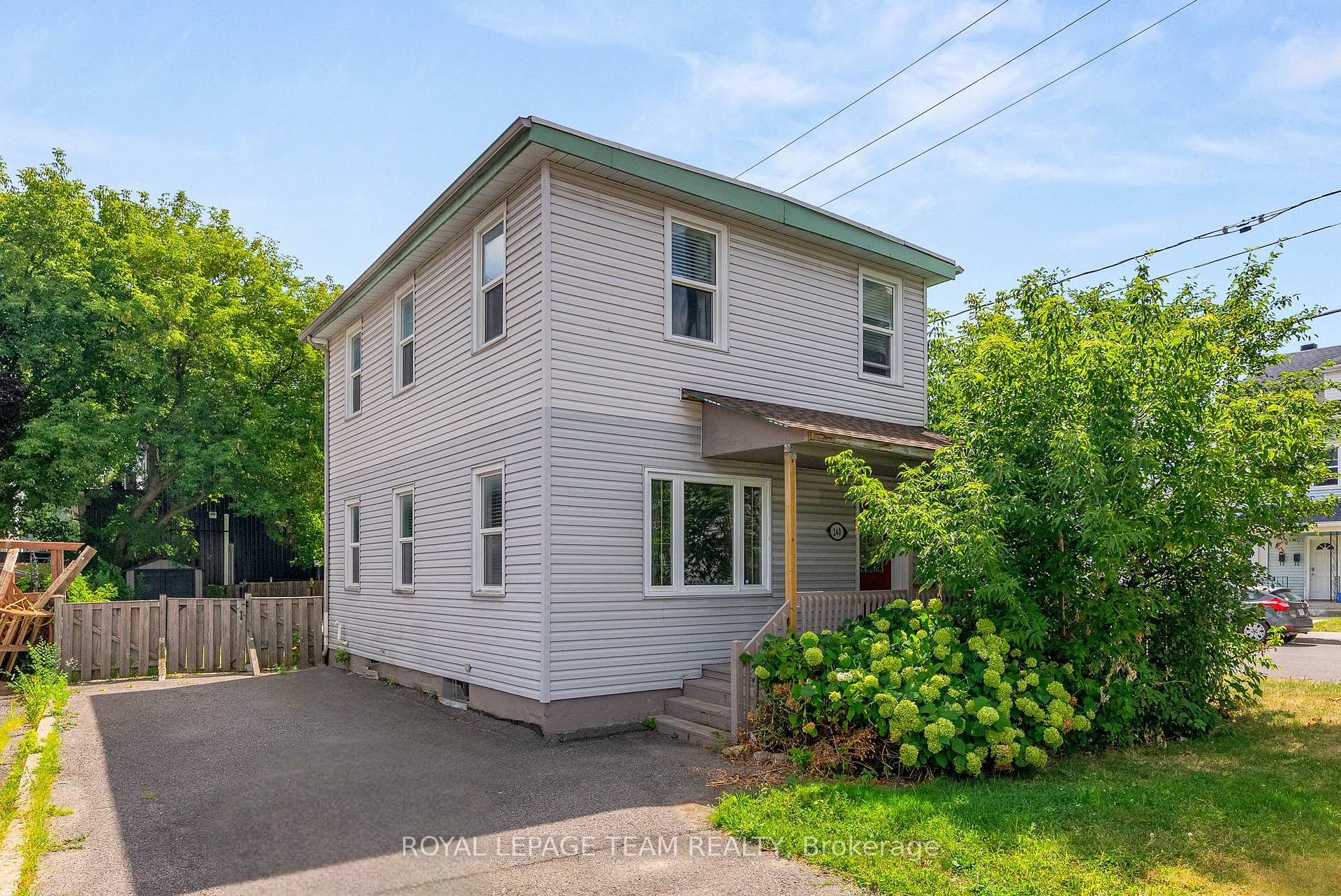 Front of 240 Garneau Street