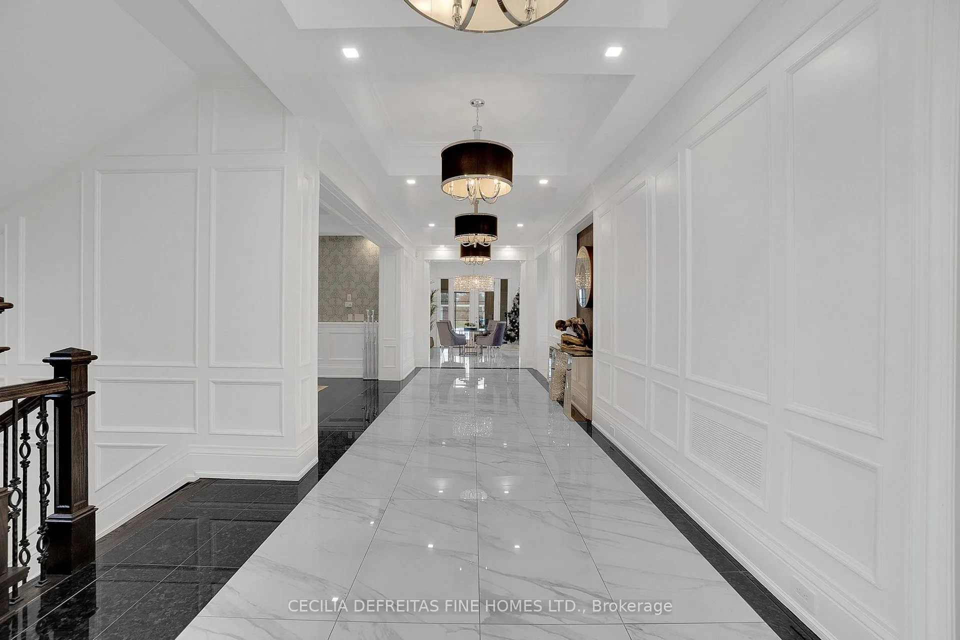 Photo 7 of 78 Mizuno Crescent, Vaughan, Kleinburg — HOMEH