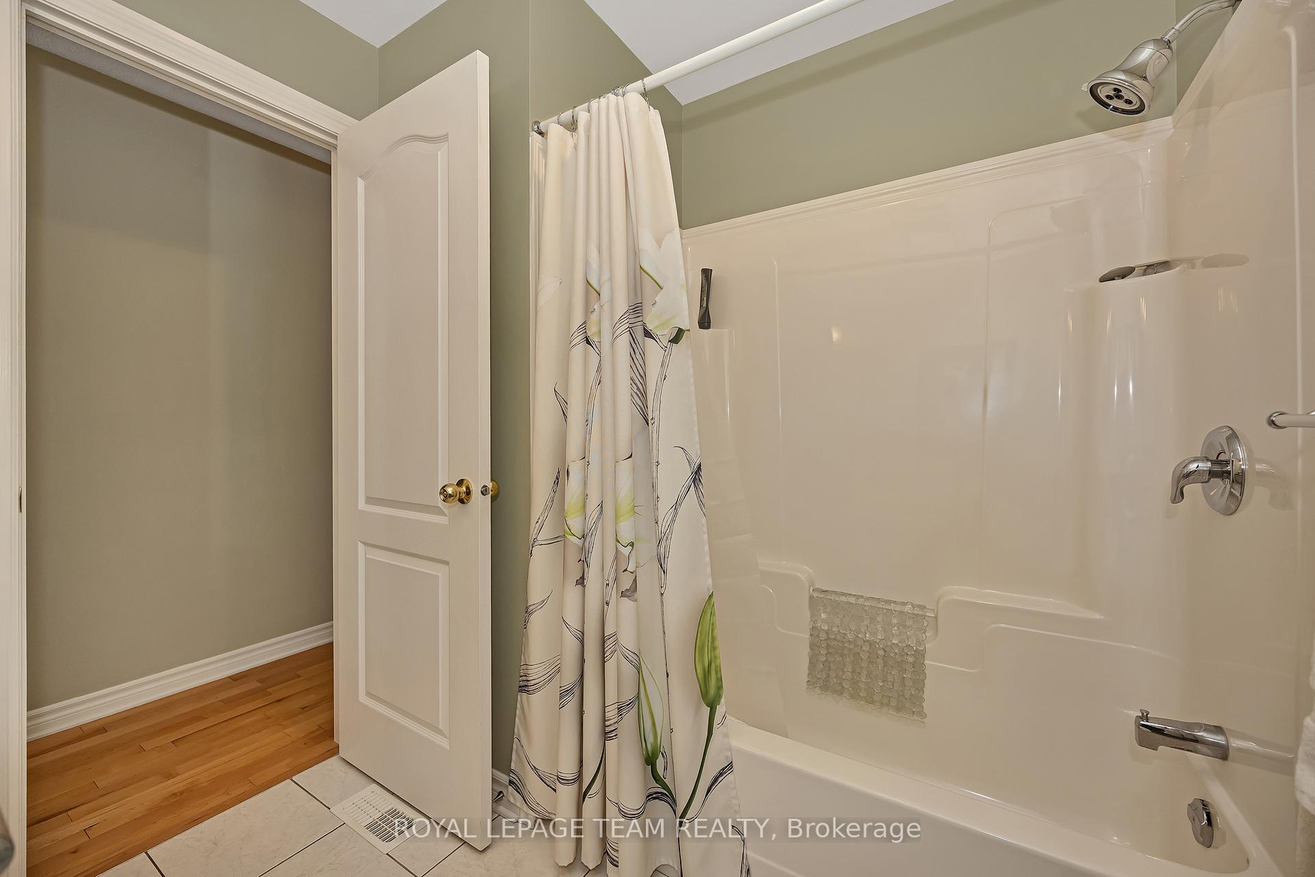 Photo 32 of 322 Cedar Crest Drive, Beckwith, Beckwith Twp — HOMEH