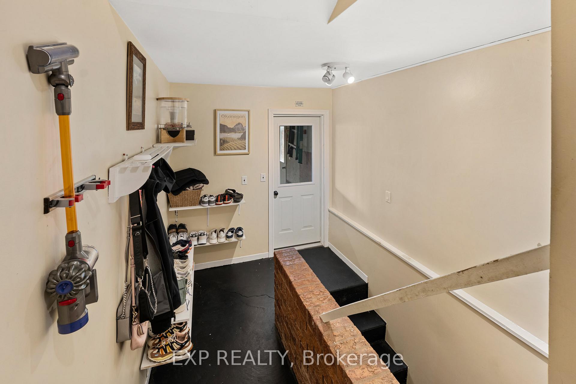 Photo 19 of 21419 Outred Road, Wainfleet, Marshville/Winger — HOMEH