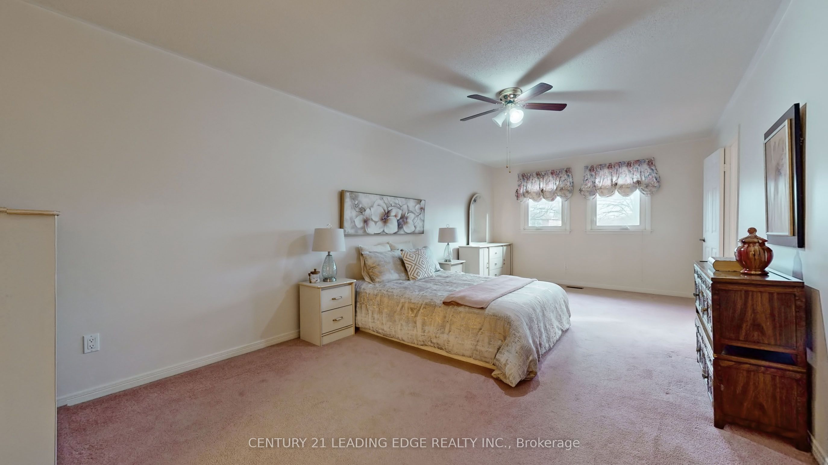 Photo 66 of 16 Glendale Road E, Markham, Thornlea — HOMEH