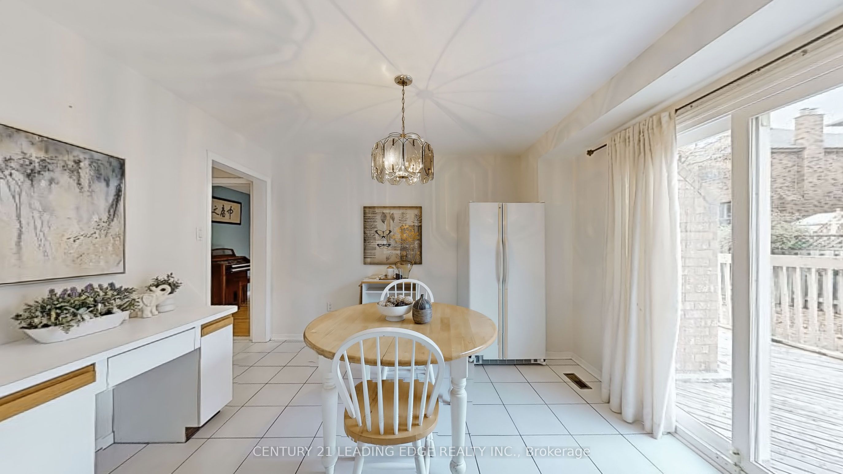 Photo 55 of 16 Glendale Road E, Markham, Thornlea — HOMEH