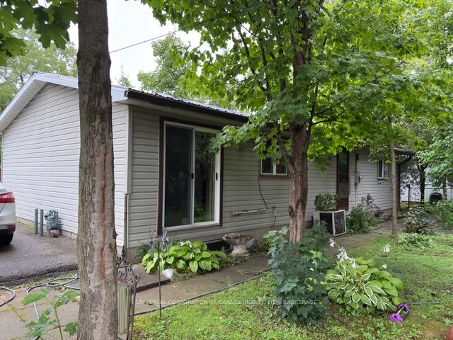 Photo 6 of 12 North Street, Aylmer — HOMEH