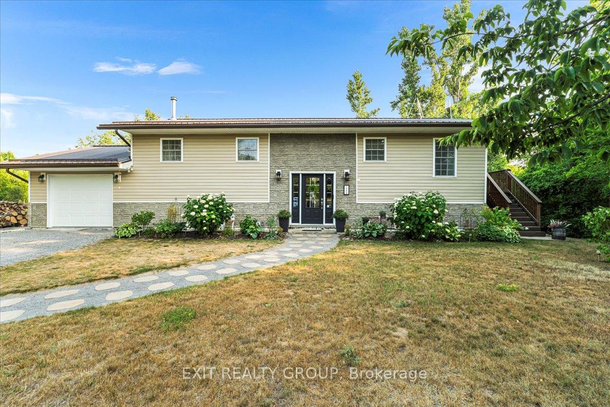 Front of 1262 Quin-Mo-Lac Road