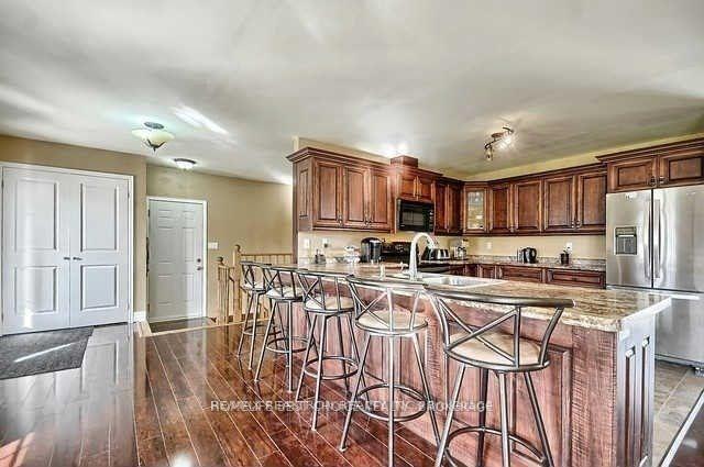 Photo 3 of 465 Brewster Road, Uxbridge, Rural Uxbridge — HOMEH